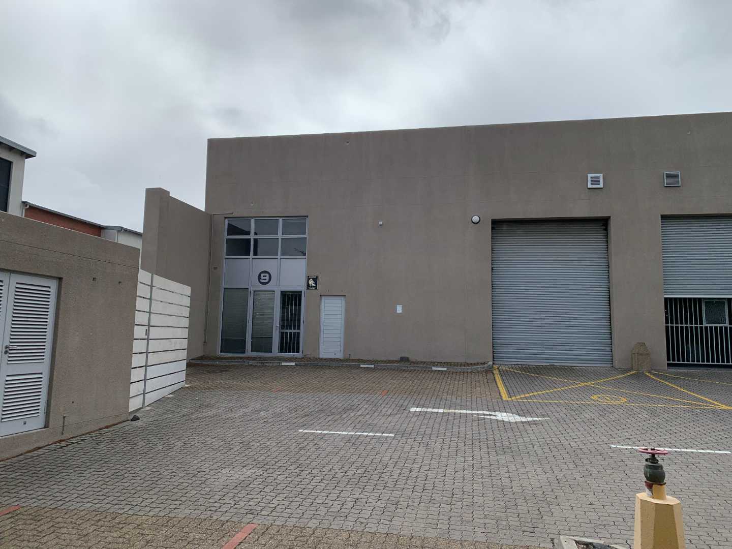 To Let commercial Property for Rent in Brackenfell Central Western Cape